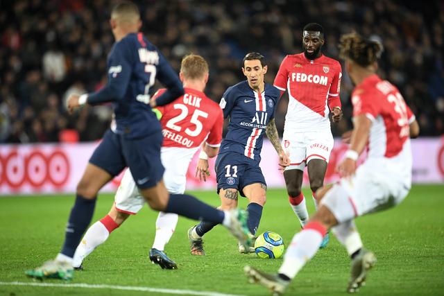 曼晚：曼城预计将在本赛季留下胡桑诺夫（曼晚：曼城计划本赛季留住胡桑诺夫）