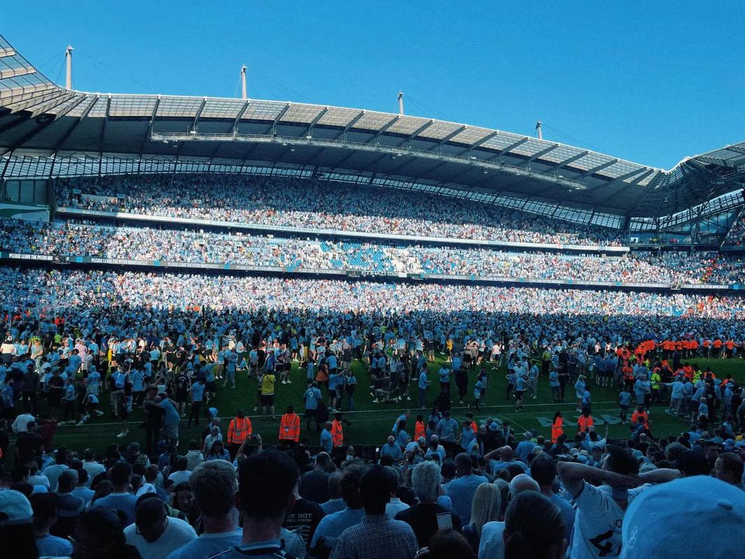 里贝里谈阿拉巴：我曾教导他不要被外界所诱惑，专心在球场提升自己（里贝里谈阿拉巴：我曾告诫他远离诱惑，专注在球场提升自我）