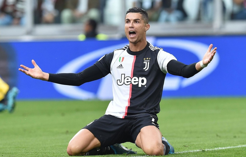 波兰主帅：即使踢得丑陋也要赢球；扎莱夫斯基染黄让我恼火（波兰主帅：胜利压倒一切，哪怕踢得难看；扎莱夫斯基的黄牌让我不满）