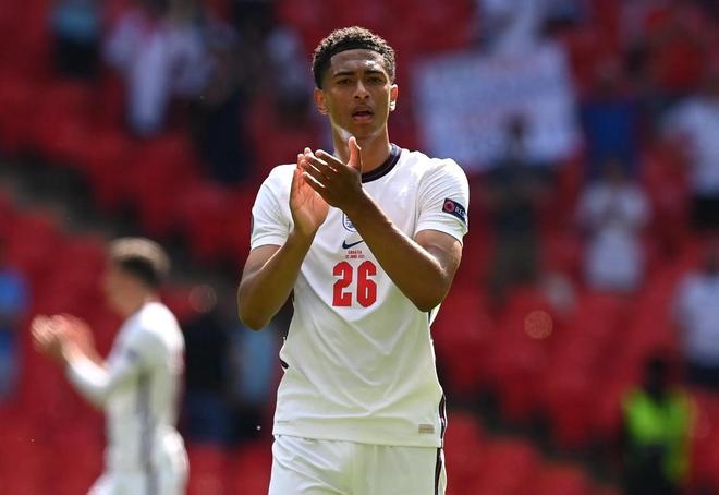 中超球队阵容分析：武汉三镇阵容变化,（中超观察：武汉三镇阵容变动解读）