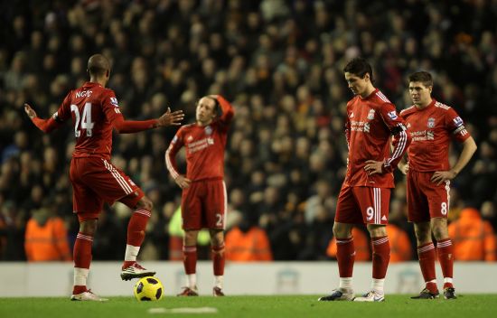 萨索洛vs比萨：马蒂奇、贝拉尔迪首发，恩佐拉、埃贝彻尔出战（萨索洛对阵比萨：贝拉尔迪、马蒂奇先发，恩佐拉与埃贝彻尔登场）