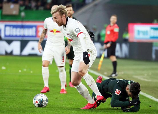 伯恩茅斯欲留塞梅约至赛季末，英超五强关注其解约条款（伯恩茅斯拟留塞梅约至赛季收官，英超五强盯解约条款）