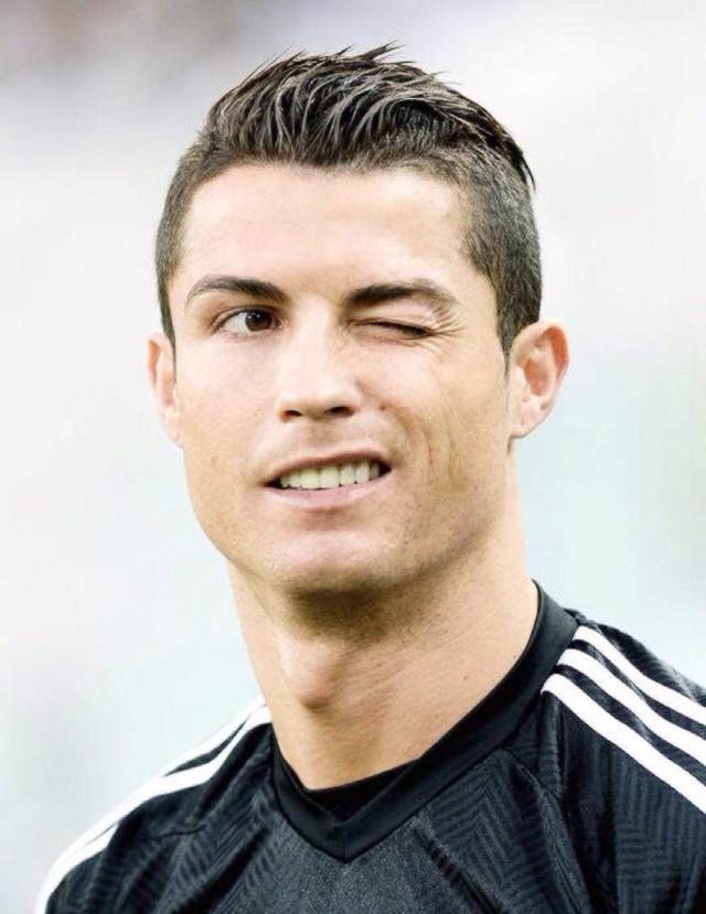 近4届欧预赛+世预赛射手榜：凯恩40球第1，C罗32球第2（近四届欧预赛与世预赛进球榜：凯恩40球居首，C罗32球次席）