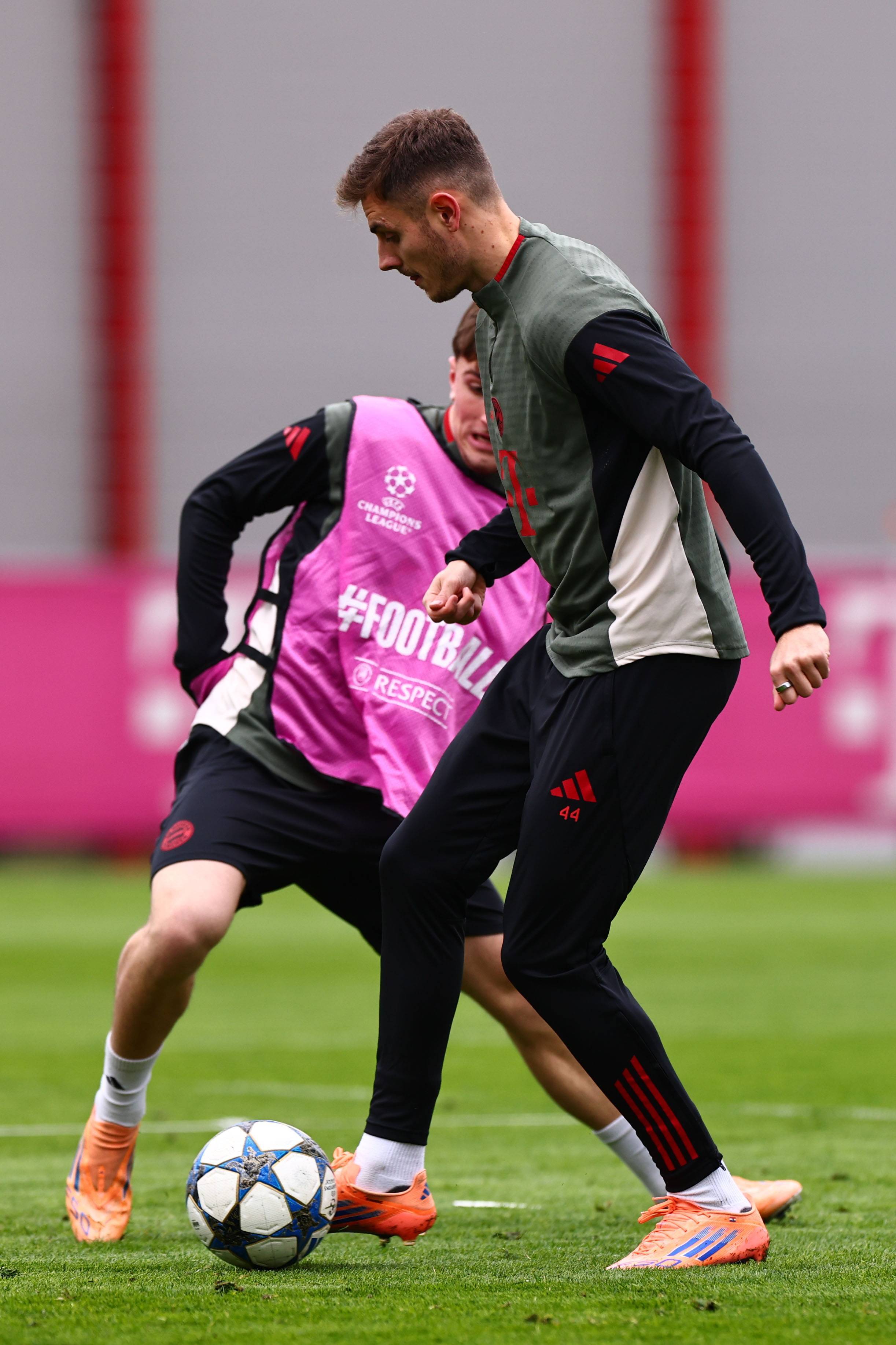 📹 全场集锦面对利物浦，我们竭尽全力最终遗憾告负...（📹 精彩集锦 ｜ 对阵利物浦，鏖战到底仍遗憾落败）