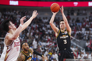 德转列英冠历史身价TOP15：布恩迪亚3500万第1，格拉利什上榜（德转发布英冠历史身价前15：布恩迪亚3500万居首，格拉利什在列）