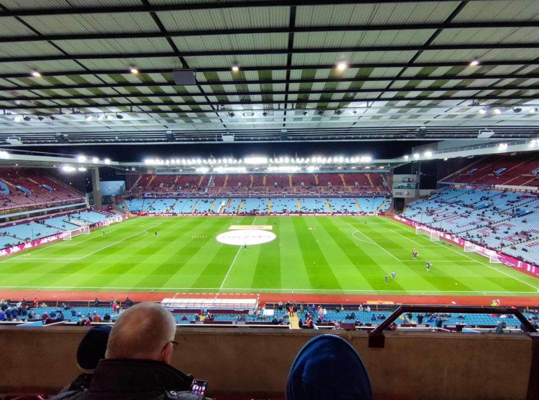 现在为切尔西进球是一种解脱吗？德拉普：100%是（德拉普：为切尔西进球，我百分之百感到如释重负）