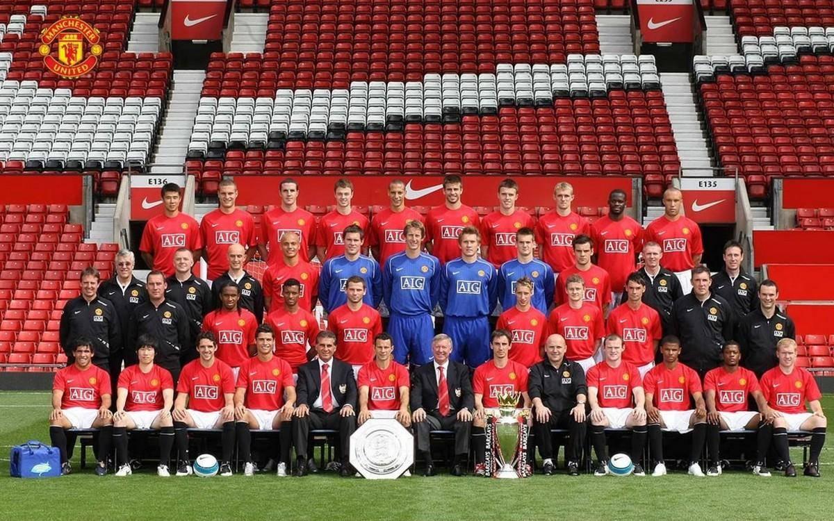 范迪克直言萨拉赫替补：利物浦没有“免检卡”，巨星也需证明自己（范迪克谈萨拉赫坐板凳：利物浦无特权，球星也得拿表现说话）